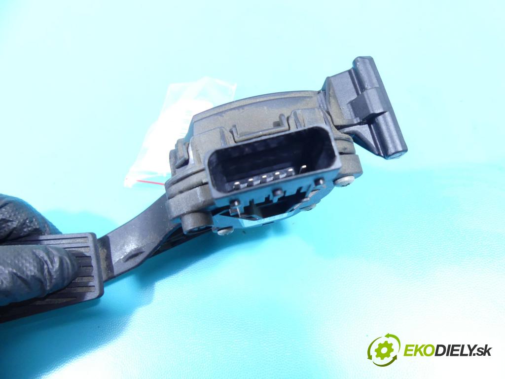 Opel Astra IV 2009-2015 1.7 cdti 131 HP manual 96 kW 1686 cm3 5- pedále 13252702 (Pedále)