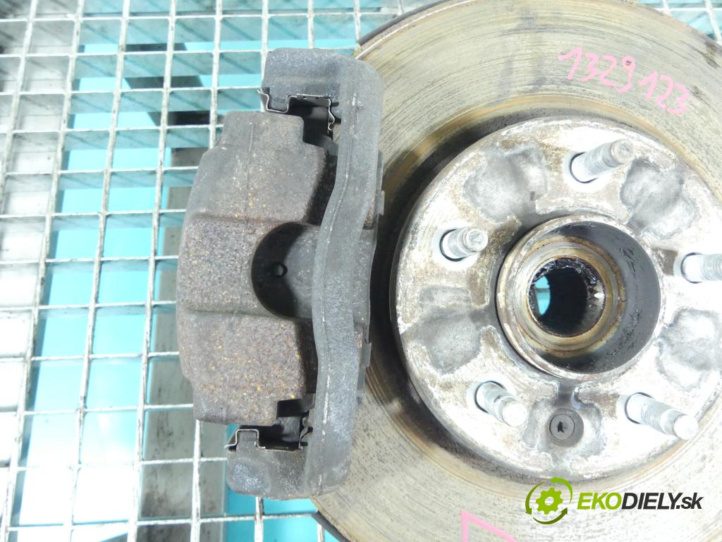 Opel Astra IV 2009-2015 1.7 cdti 131 HP manual 96 kW 1686 cm3 5- brzdič predné ľavý (Ostatné)
