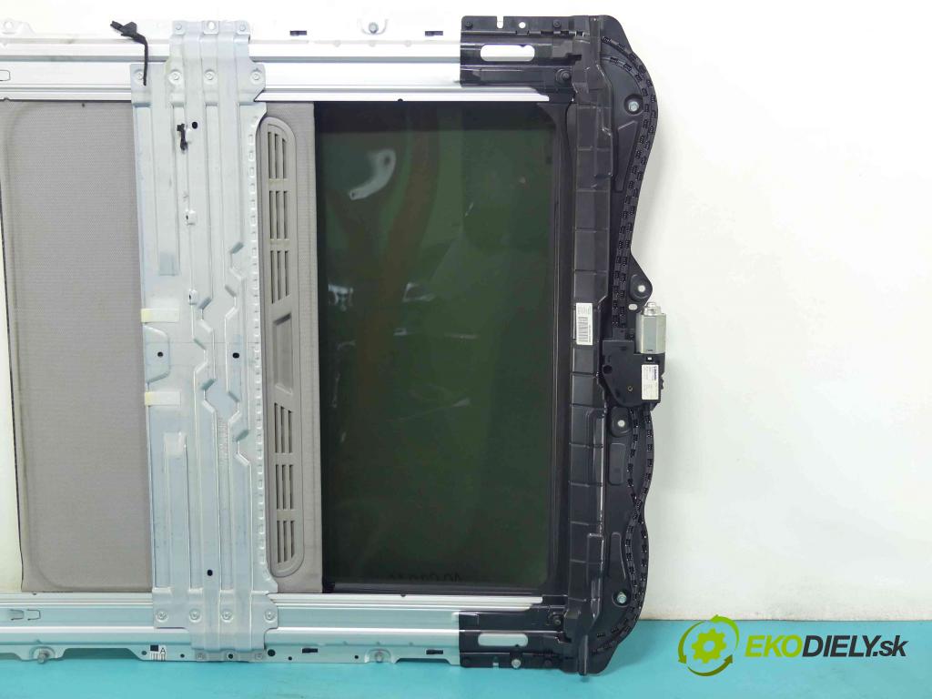 Bmw 1 F20 2011-2019 2.0d 116 hp manual 85 kW 1995 cm3 5- Střešní okno: 7249799 (Okna karoserie)