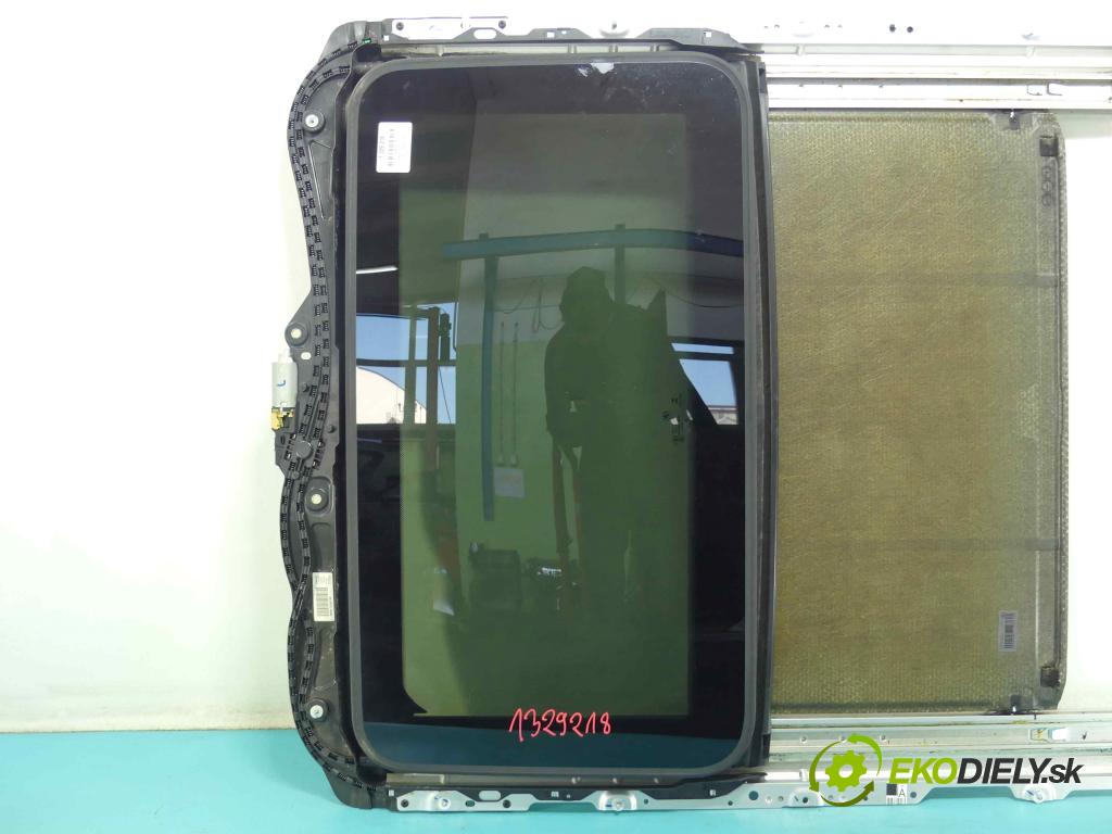 Bmw 1 F20 2011-2019 2.0d 116 hp manual 85 kW 1995 cm3 5- Střešní okno: 7249799 (Okna karoserie)