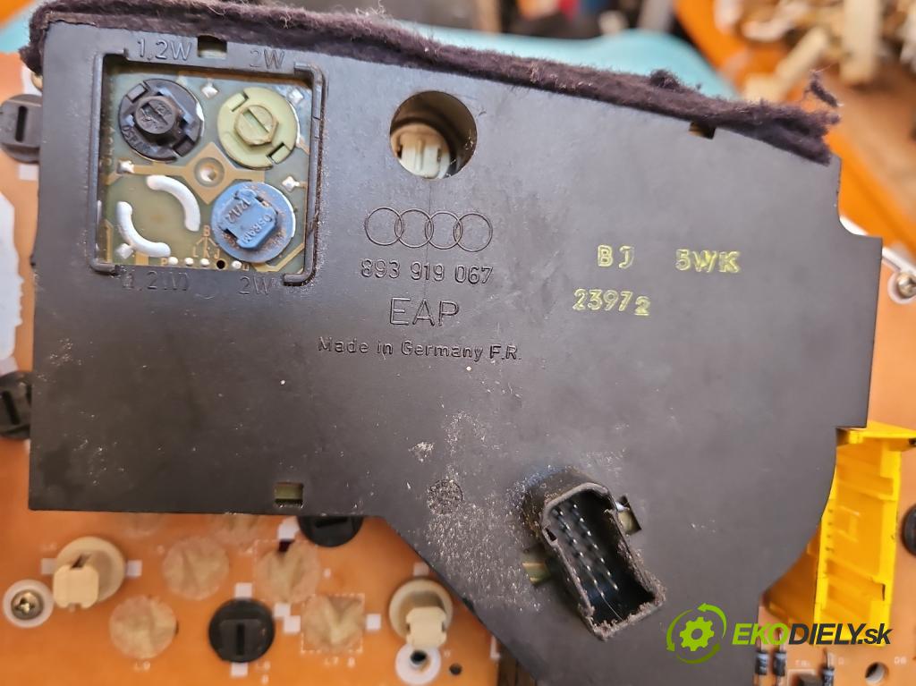 Audi 80 B4 1991-1994 2.0 90 HP manual 66 kW 1984 cm3 4- prístrojovka/ budíky 893919067 (Prístrojové dosky, displeje)