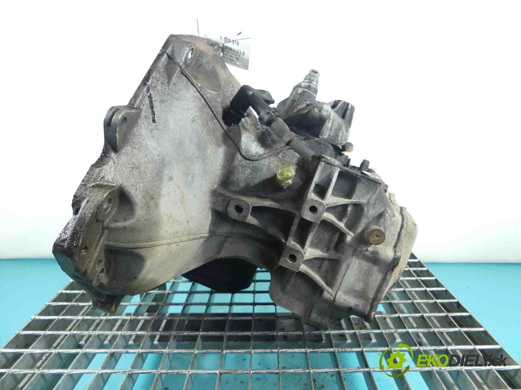 Opel Corsa C 2000-2006 1.2 16V 75 HP manual 55 kW 1199 cm3 3- prevodovka stupeň,rýchlosť manual F13C394