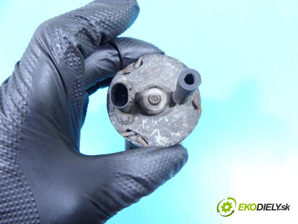 Mercedes E W211 2002-2009 4.0 cdi 260 HP automatic 191 kW 3996 cm3 4- čerpadlo voda: A0005504883 (Vodné pumpy)