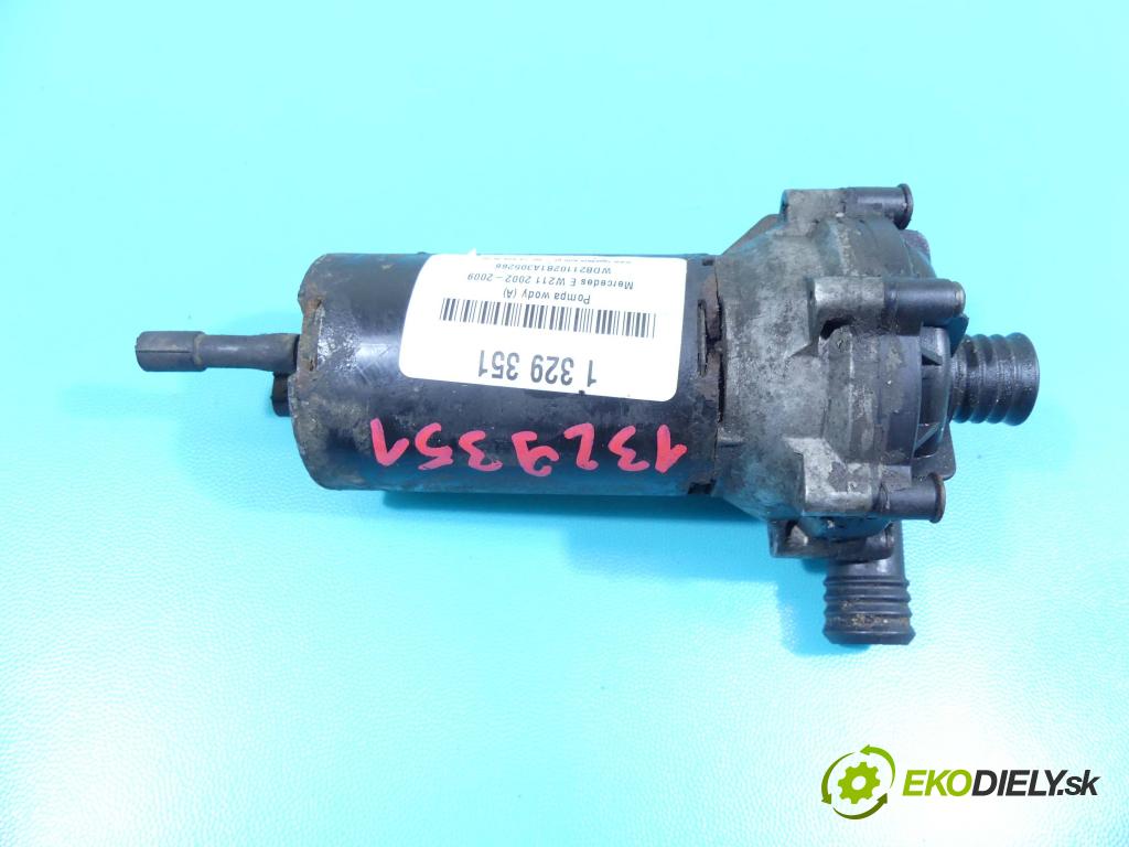 Mercedes E W211 2002-2009 4.0 cdi 260 HP automatic 191 kW 3996 cm3 4- čerpadlo voda: A0005504883 (Vodné pumpy)