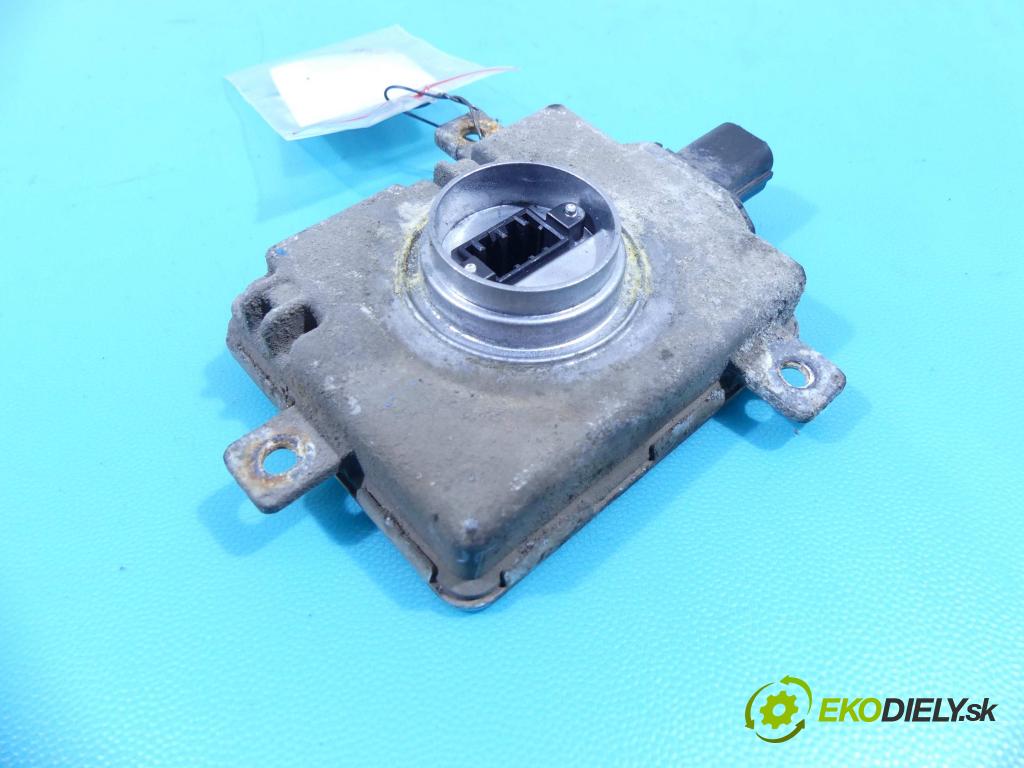 Honda Fr-v 2.0 16V 150 HP manual 110 kW 1998 cm3 5- střídač: xenon W3T13072 (Riadiace jednotky xenónu)