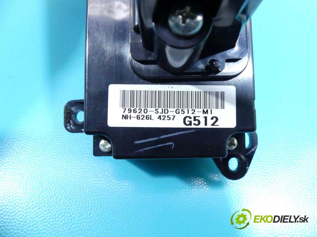 Honda Fr-v 2.0 16V 150 HP manual 110 kW 1998 cm3 5- panel kúrenia 4119-402184