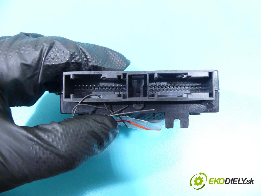 Bmw 1 F20 2011-2019 2.0d 116 HP manual 85 kW 1995 cm3 5- modul riadiaca jednotka 9311849 (Ostatné)