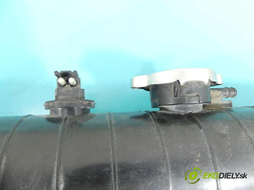 Mercedes C W202 1993-2001 1.8 122 HP manual 90 kW 1799 cm3 4- chladič voda:  (Chladiče vody)