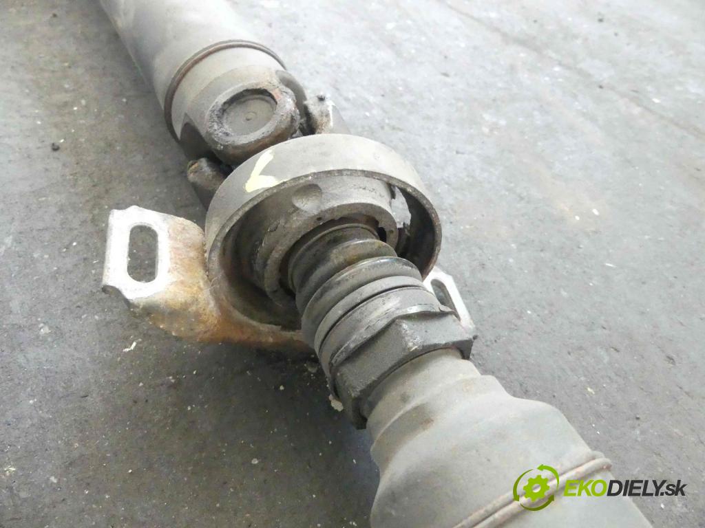 Mercedes C W202 1993-2001 1.8 122 HP manual 90 kW 1799 cm3 4- Hřídel:  (Kardaňové hriadele)