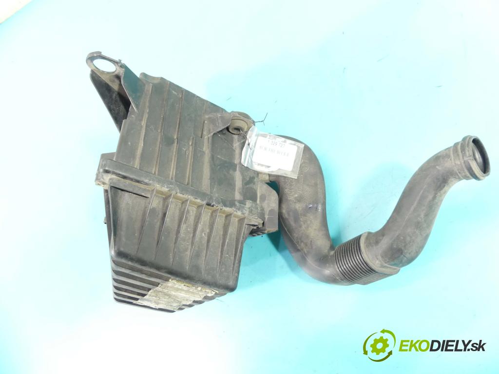 Vw Fox 1.2 6V 54 HP manual 40 kW 1198 cm3 3- obal filtra vzduchu 5Z0129620 (Obaly filtrov vzduchu)