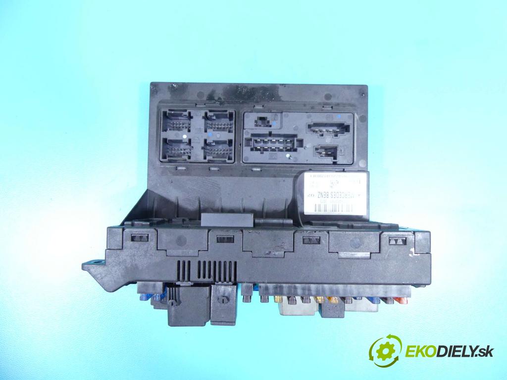 Mercedes E W211 2002-2009 4.0 cdi 260 hp automatic 191 kW 3996 cm3 4- skříňka pojistková 2115453101 (Pojistkové skříňky)