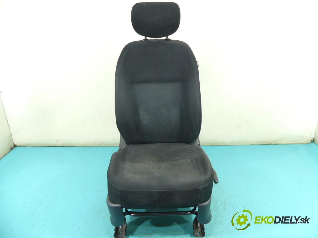 Honda Fr-v 2.0 16V 150 HP manual 110 kW 1998 cm3 5- Sedačka ľavý  (Sedačky, sedadlá)