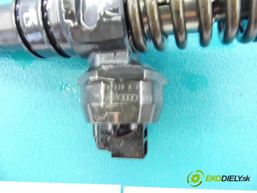 Vw Bora 1.9 tdi 116 HP manual 85 kW 1896 cm3 5- vstrekovacie čerpadlo 0414720039 (Vstrekovače)