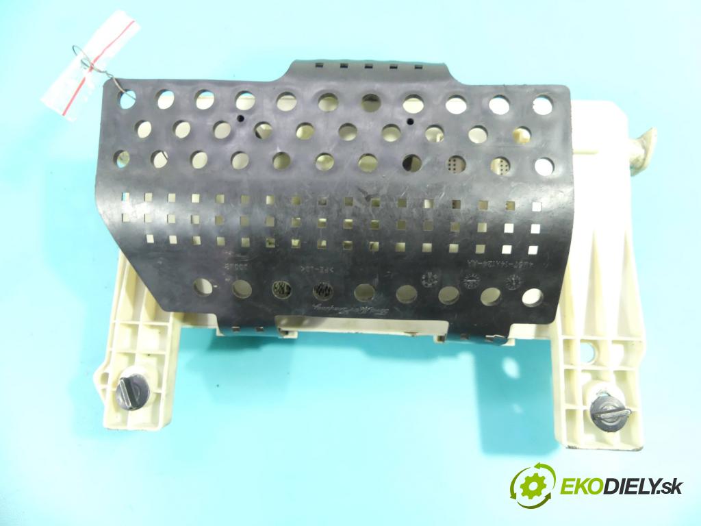 Ford Focus Mk2 2004-2011 1.6 16v 101 HP manual 74 kW 1599 cm3 5- modul riadiaca jednotka 7M5T-14014-CD (Ostatné)