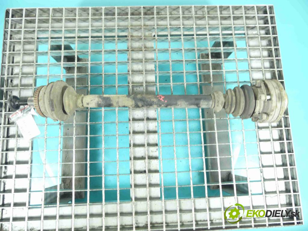 Audi A4 B7 2004-2008 3.0 tdi 232KM automatic 171 kW 2967 cm3 5- poloos ľavé 8E0501203K (Poloosy)