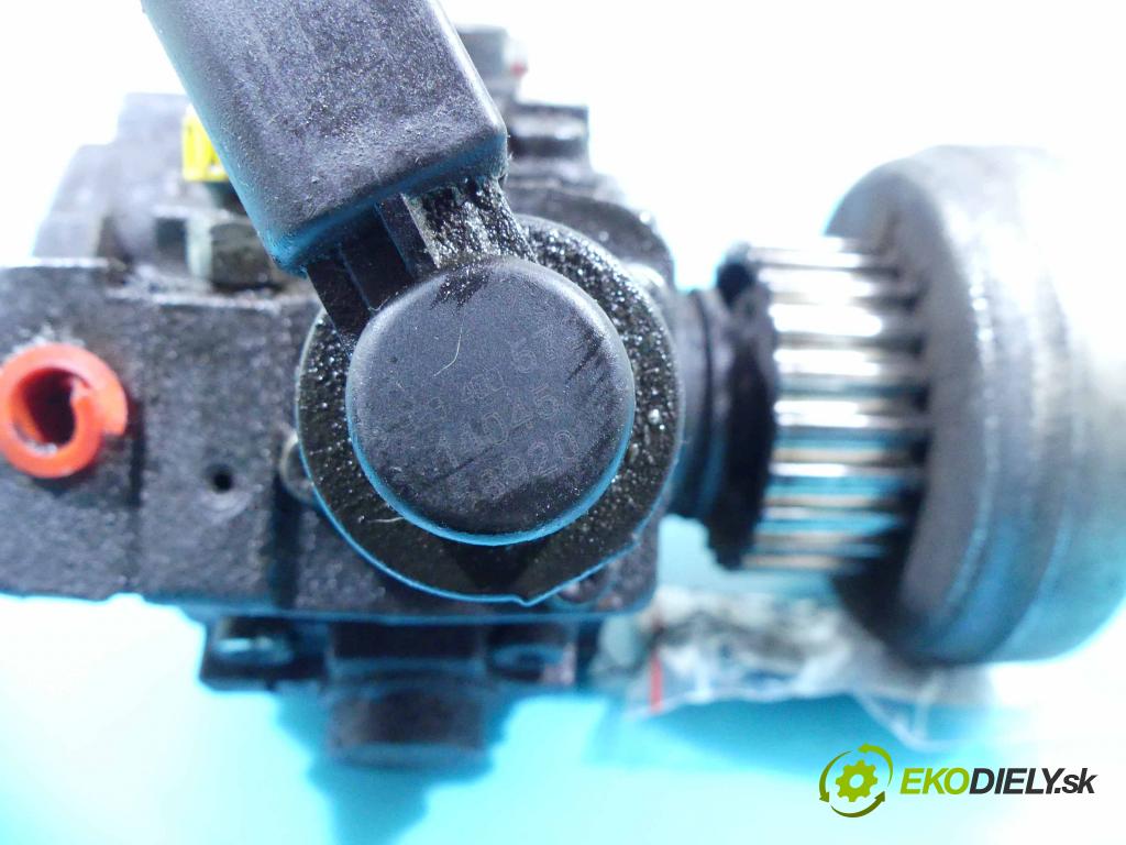 Audi A4 B7 2004-2008 3.0 tdi 232KM automatic 171 kW 2967 cm3 5- čerpadlo vstrekovacia 0445010154 (Vstrekovacie čerpadlá)