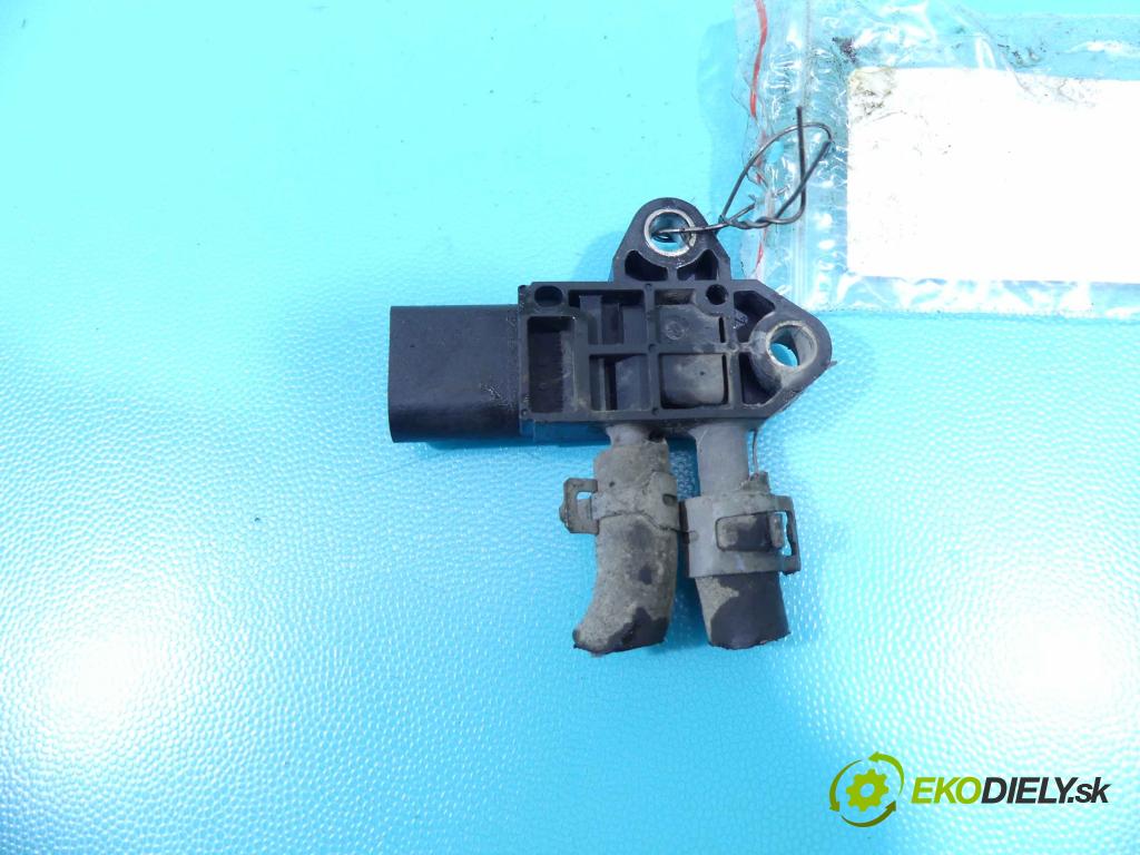 Audi A4 B7 2004-2008 3.0 tdi 232KM automatic 171 kW 2967 cm3 5- snímač tlaku 0281002710 (Snímače tlaku)