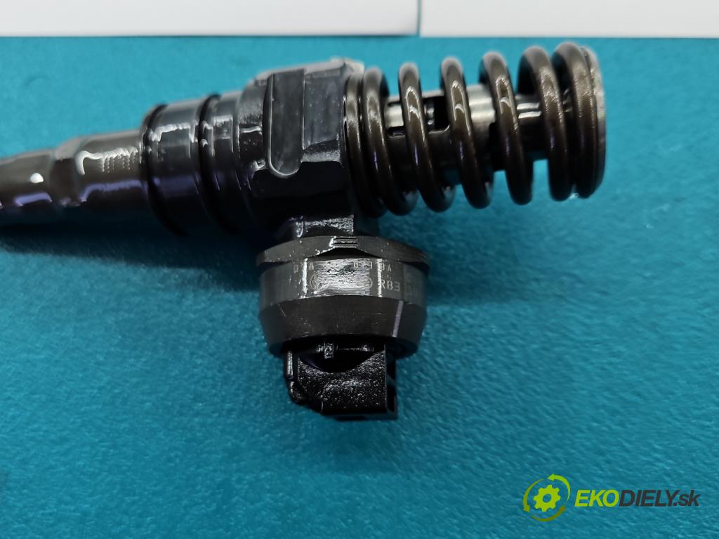 Audi A4 B6 2000-2004 1.9 tdi 131 hp automatic 96 kW 1896 cm3 5- vstřikovací čerpadlo 038130073BA (Vstřikovače)