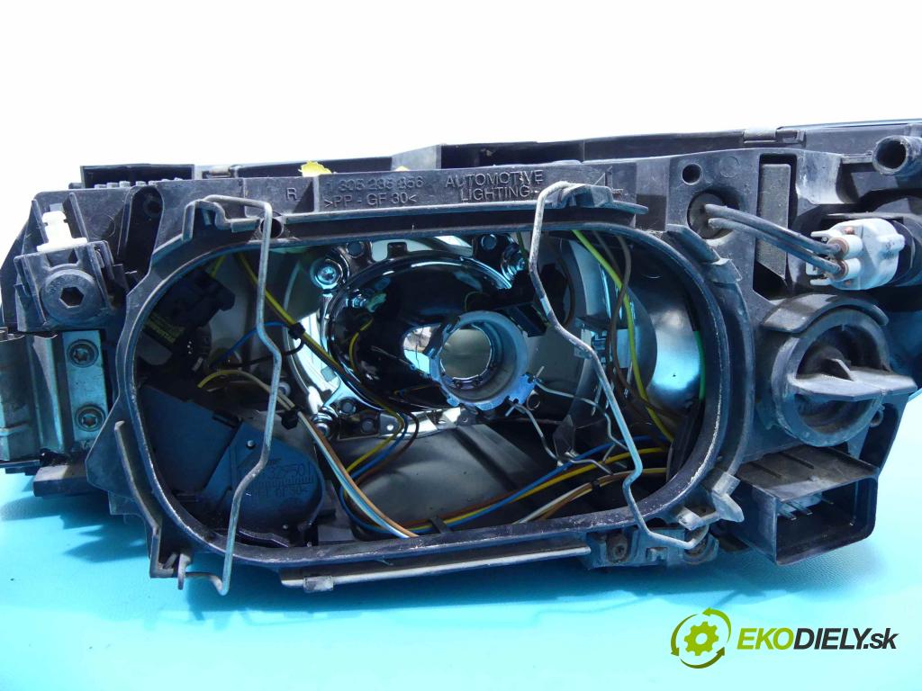 Volvo V50 2.0d 136 HP manual 100 kW 1997 cm3 5- Reflektor: pravý 30678913 (Pravé)