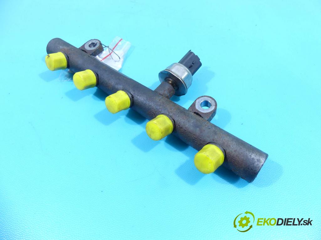 Volvo V50 2.0d 136 HP manual 100 kW 1997 cm3 5- lišta vstrekovacia 9645689580 (Vstrekovacie lišty)