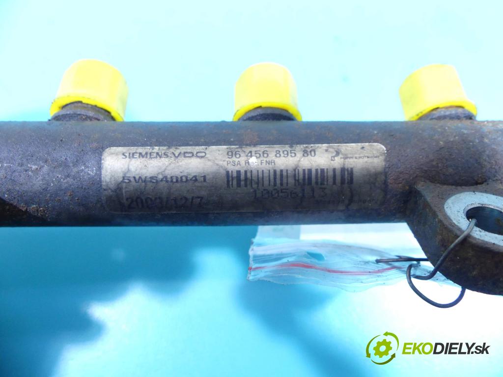 Volvo V50 2.0d 136 HP manual 100 kW 1997 cm3 5- lišta vstrekovacia 9645689580 (Vstrekovacie lišty)