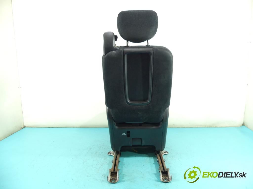 Honda Fr-v 2.0 16V 150 HP manual 110 kW 1998 cm3 5- Sedačka pravý  (Sedačky, sedadlá)