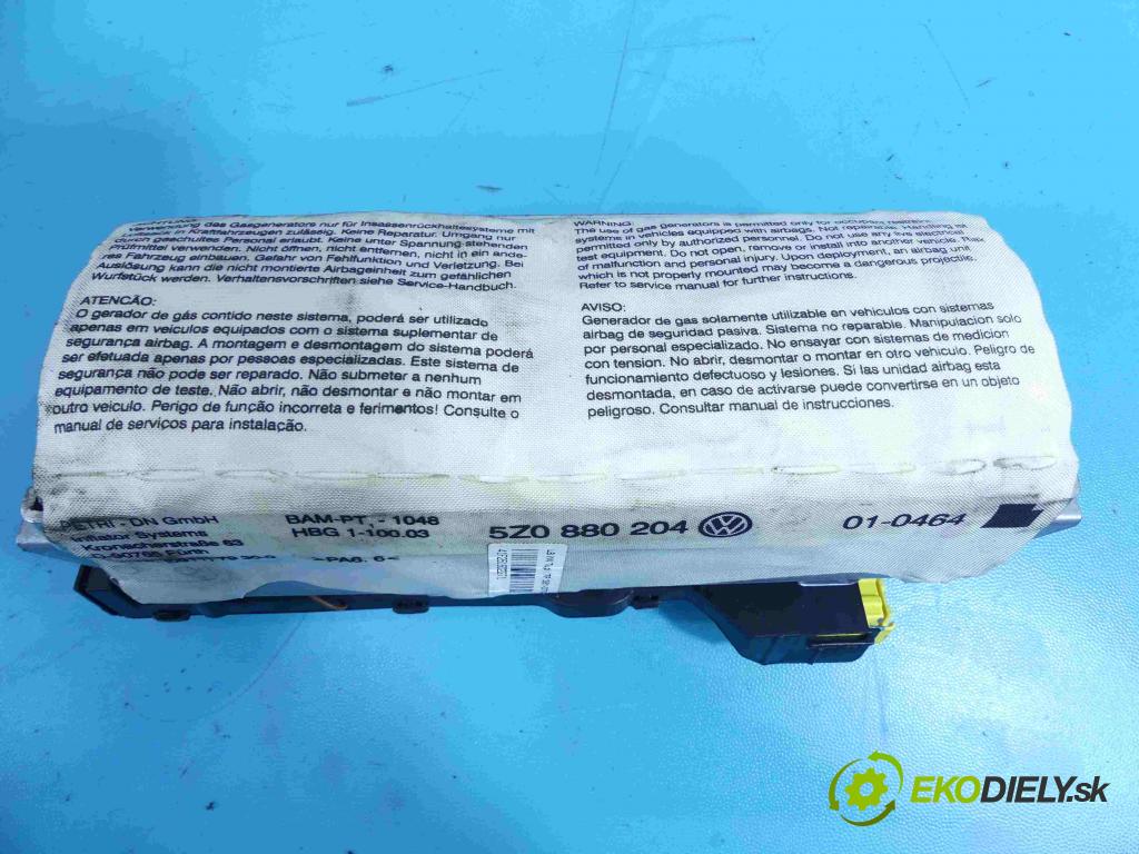 Vw Fox 1.2 6V 54 HP manual 40 kW 1198 cm3 3- kokpit,pristrojová doska rozdeľovacia