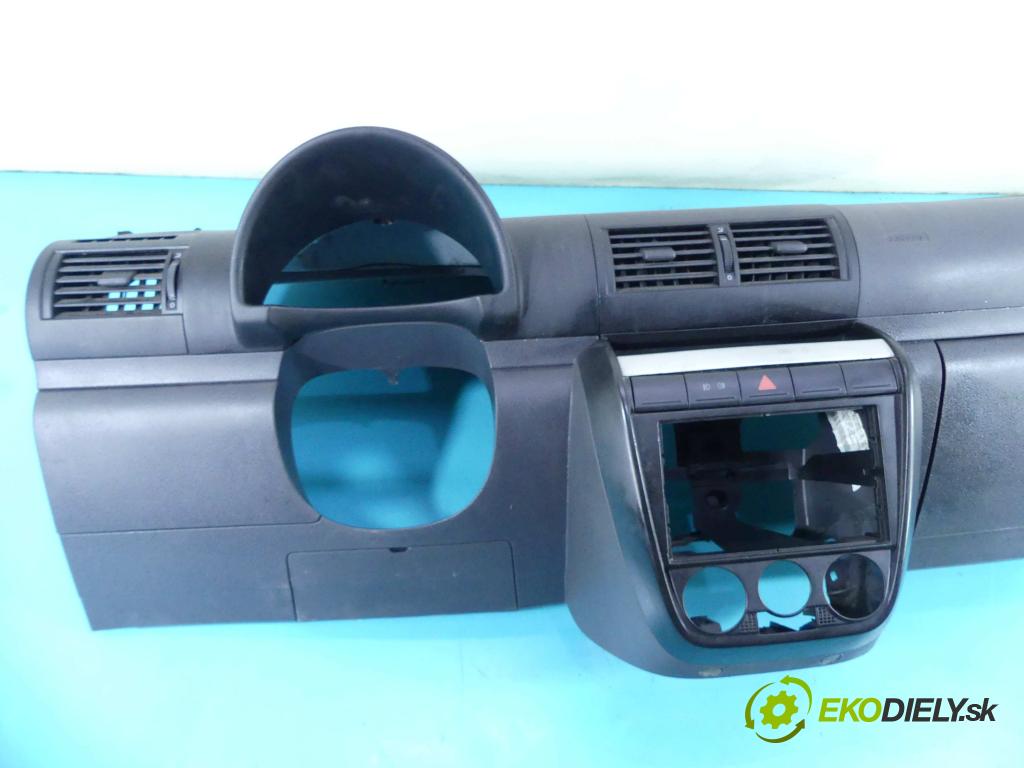Vw Fox 1.2 6V 54 HP manual 40 kW 1198 cm3 3- kokpit,pristrojová doska rozdeľovacia
