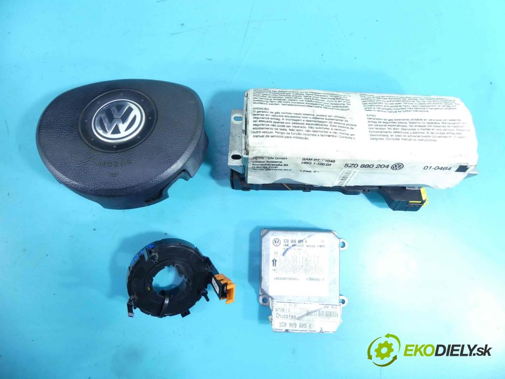Vw Fox 1.2 6V 54 HP manual 40 kW 1198 cm3 3- kokpit,pristrojová doska rozdeľovacia