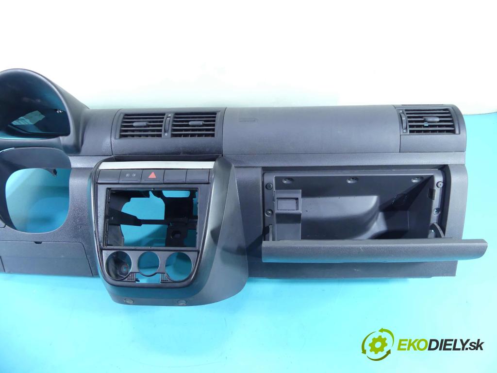 Vw Fox 1.2 6V 54 HP manual 40 kW 1198 cm3 3- kokpit,pristrojová doska rozdeľovacia