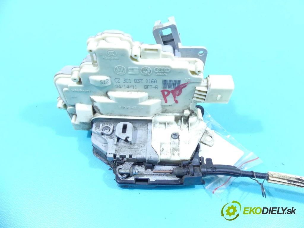 Vw Passat B7 2010-2014 2.0 tdi 140 hp manual 103 kW 1968 cm3 5- zámek přední pravý 3C1837016A