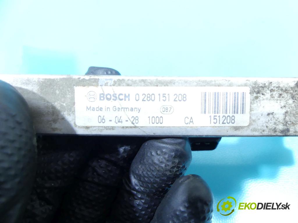 Opel Corsa C 2000-2006 1.2 16v 80 HP manual 59 kW 1229 cm3 3- vstrek 0280151208 (Vstrekovače)