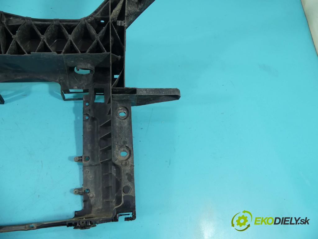 Ford Fiesta Mk6 2002-2008 1.4 tdci 68 hp manual 50 kW 1399 cm3 5- stěna přední  (Výztuhy přední)