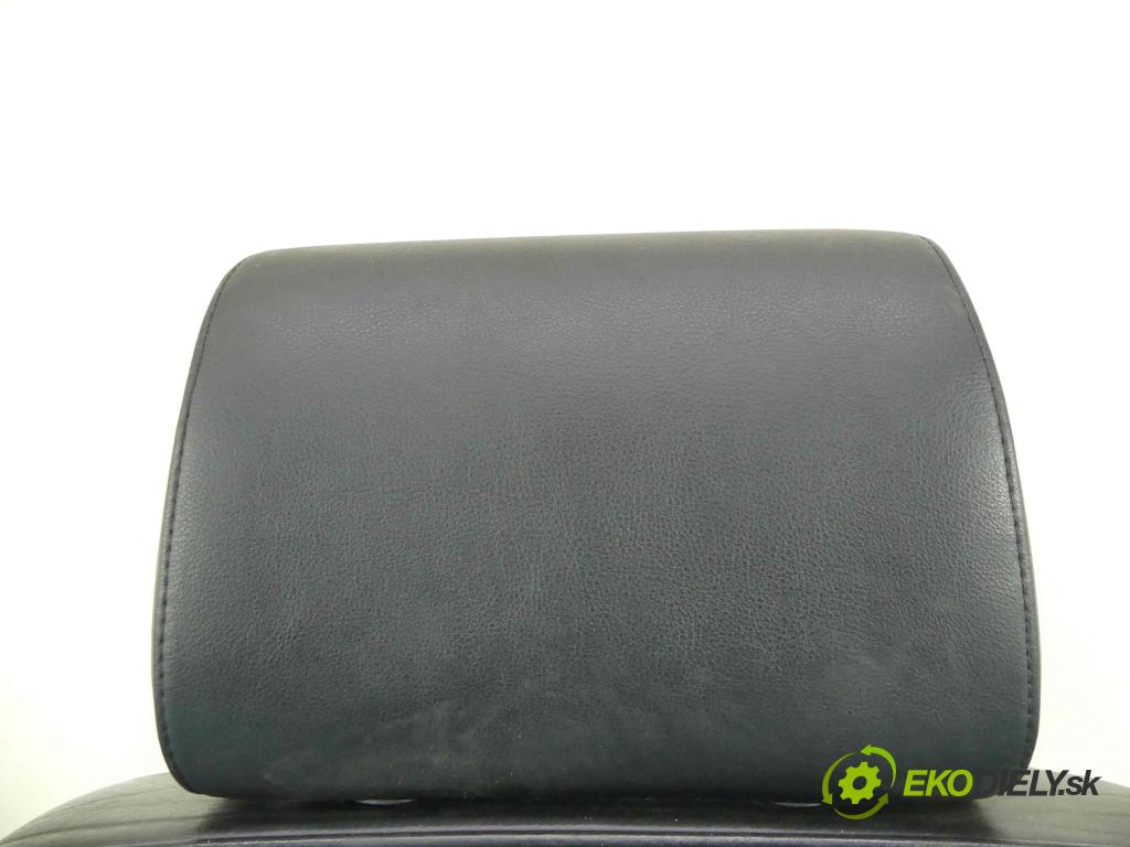 Audi A8 D2 1994-2002 4.2 V8 299KM automatic 220 kW 4172 cm3 4- Sedačka ľavý  (Sedačky, sedadlá)