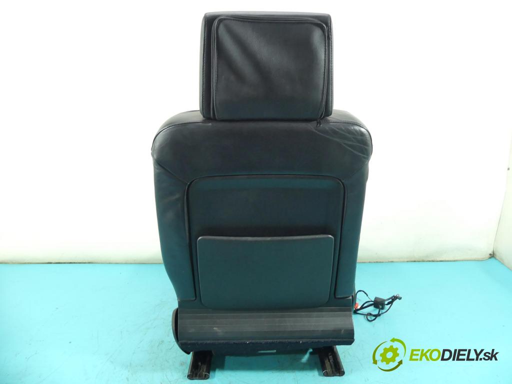 Audi A8 D2 1994-2002 4.2 V8 299KM automatic 220 kW 4172 cm3 4- Sedačka ľavý  (Sedačky, sedadlá)