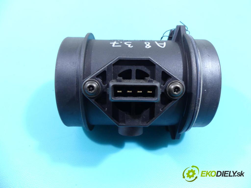 Audi A8 D2 1994-2002 4.2 V8 299KM automatic 220 kW 4172 cm3 4- průtokoměr: 0280217804 (Váhy vzduchu)