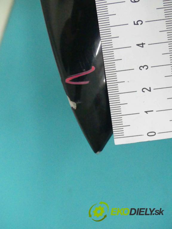 Audi A8 D2 1994-2002 4.2 V8 299KM automatic 220 kW 4172 cm3 4- blatnik přední levý  (Predné ľavé)