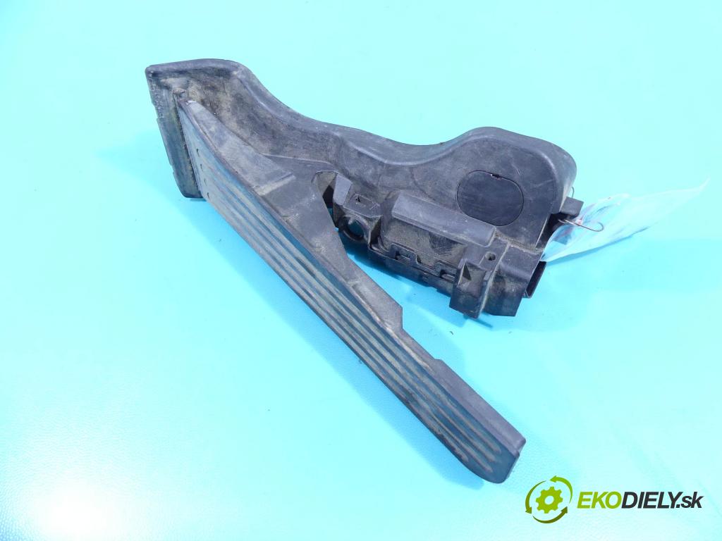 Vw Passat B7 2010-2014 2.0 tdi 140 HP manual 103 kW 1968 cm3 5- pedále 1K1721503AB (Pedále)