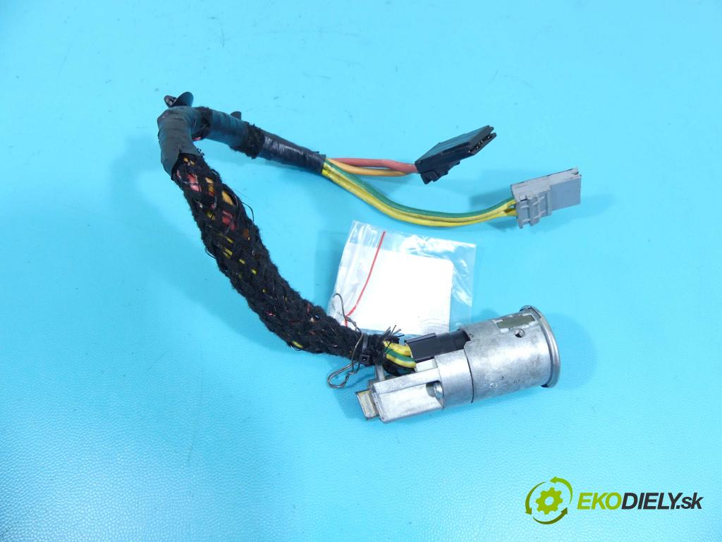 Renault Espace III 1997-2003 2.2 TD 116 HP manual 85 kW 2188 cm3 5- Spínačka  (Spínacie skrinky a kľúče)