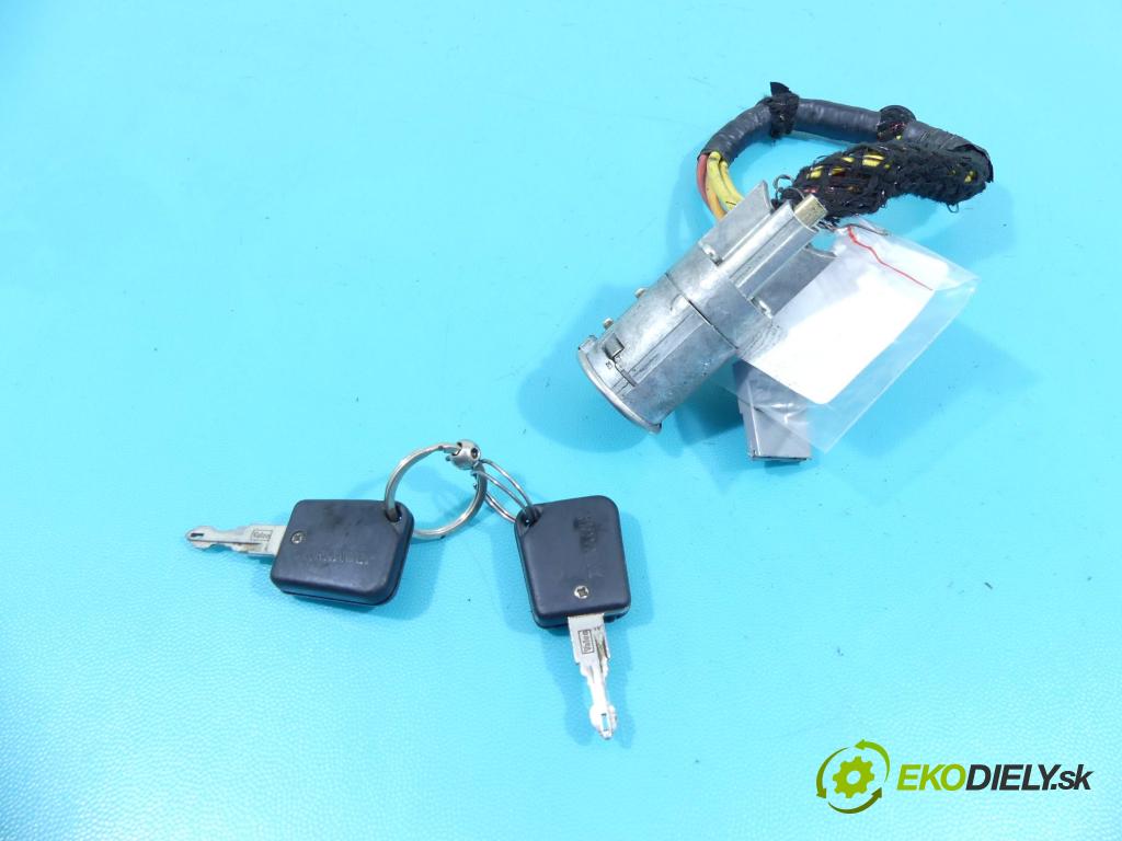 Renault Espace III 1997-2003 2.2 TD 116 HP manual 85 kW 2188 cm3 5- Spínačka  (Spínacie skrinky a kľúče)