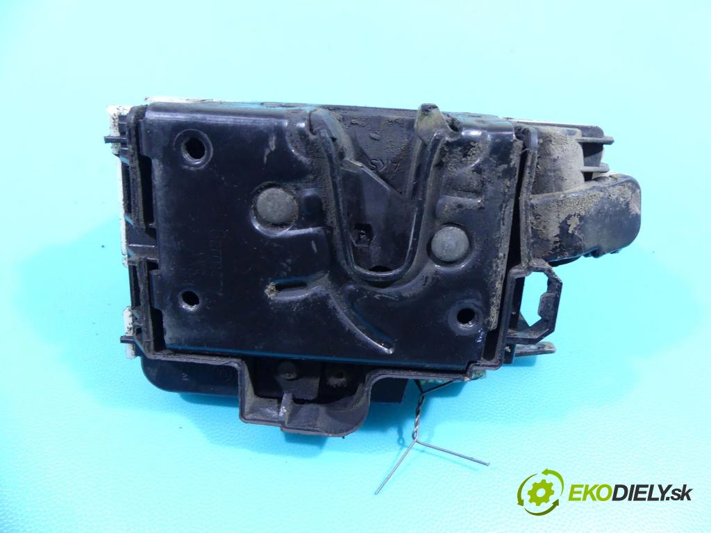 Vw Polo III 6N 1994-2001 1.4 mpi 60 hp manual 44 kW 1390 cm3 5- zámek přední pravý