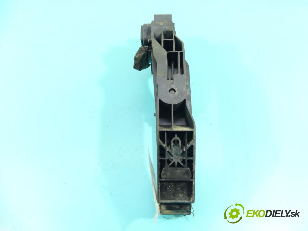 Mercedes C W203 2000-2007 2.0 kompressor 163 HP manual 120 kW 1998 cm3 5- pedále A2033000104 (Pedále)