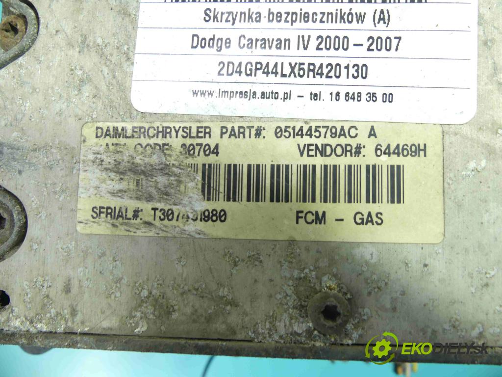 Dodge Caravan IV 2000-2007 3.8 V6 209KM automatic 154 kW 3778 cm3 5- skříňka pojistková 05144505AC (Pojistkové skříňky)
