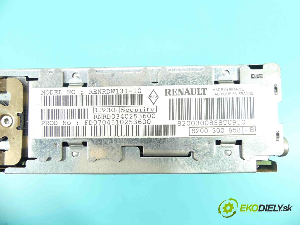 Renault Scenic II 2003-2009 1.5 dci 101 HP manual 74 kW 1461 cm3 5- Radio originál 8200300858