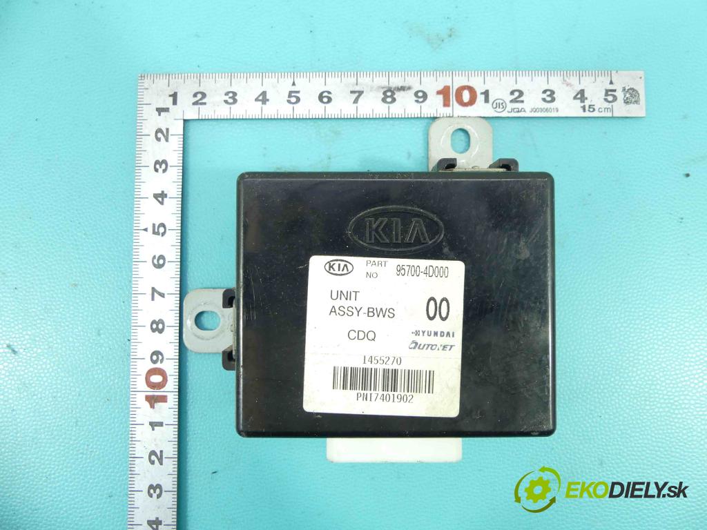 Kia Carnival II 2005-2014 2.9 crdi 185 HP manual 136 kW 2902 cm3 5- modul riadiaca jednotka 95700-4D000 (Ostatné)