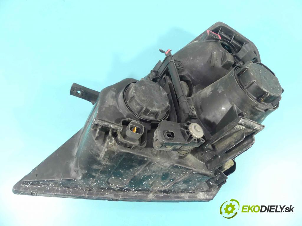 Kia Carnival II 2005-2014 2.9 crdi 185 HP manual 136 kW 2902 cm3 5- Reflektor: pravý 92102-4D0XX (Pravé)