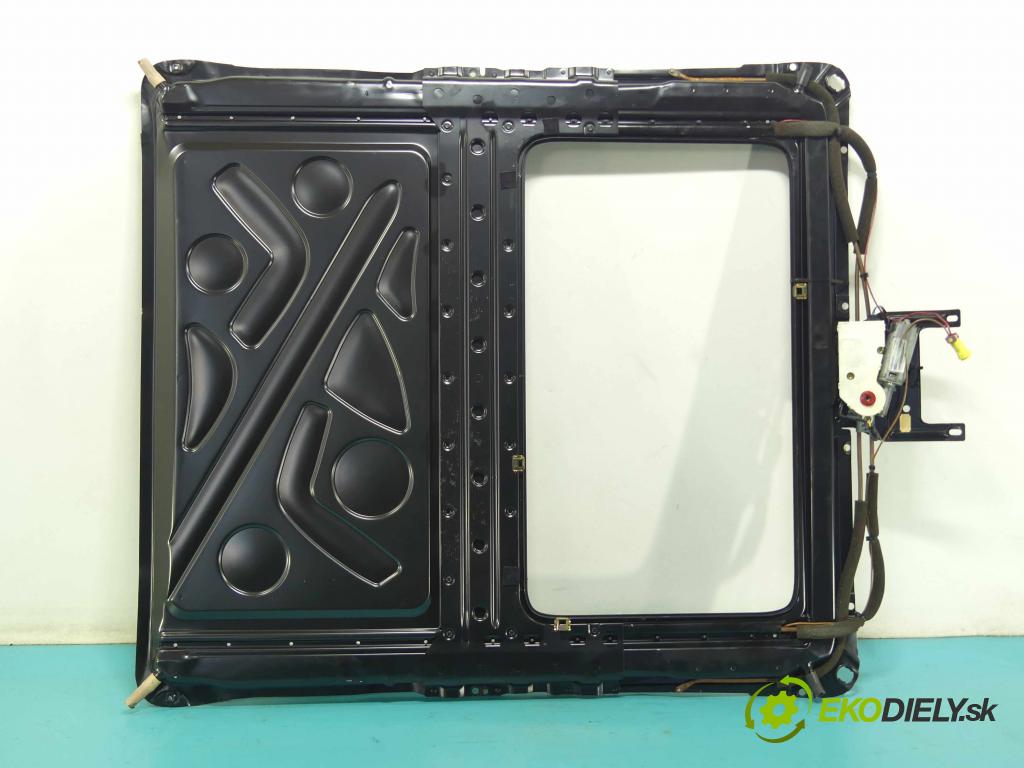 Audi A8 D2 1994-2002 4.2 V8 299KM automatic 220 kW 4172 cm3 4- Střešní okno: 4A0959591A (Okna karoserie)