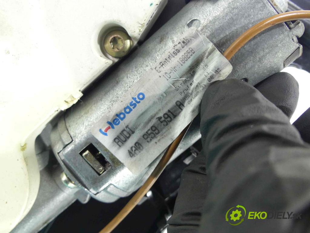 Audi A8 D2 1994-2002 4.2 V8 299KM automatic 220 kW 4172 cm3 4- Střešní okno: 4A0959591A (Okna karoserie)