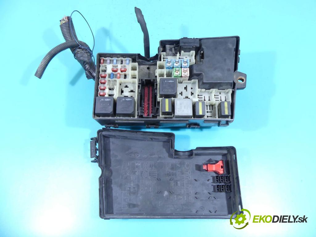 Ford C-Max I 2003-2010 2.0 tdci 136hp manual 100 kW 1997 cm3 5- skříňka pojistková 3M5T-14A067-BB (Pojistkové skříňky)