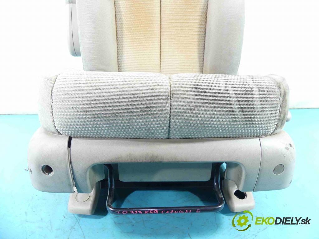 Kia Carnival II 2005-2014 2.9 crdi 185 HP manual 136 kW 2902 cm3 5- Sedačka ľavý  (Sedačky, sedadlá)